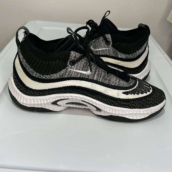 NIKE Men's Basketball Shoes Size 10 Cosmic Unity 3 Style# DV2757-002 Court Sport - Picture 10 of 16